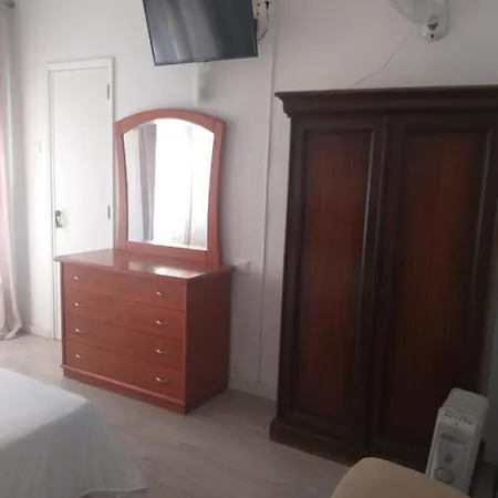 Residencial Miradoiro Rum i privatbostad Portimão